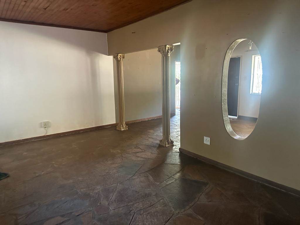 5 Bed House in Raslouw AH photo number 7