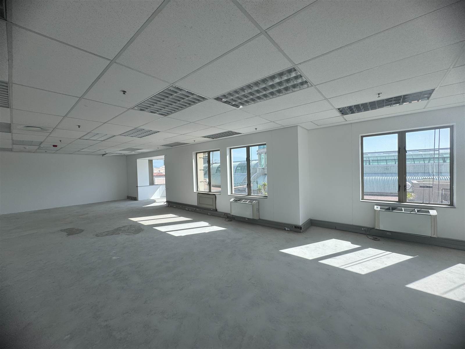 273  m² Commercial space in Century City photo number 9