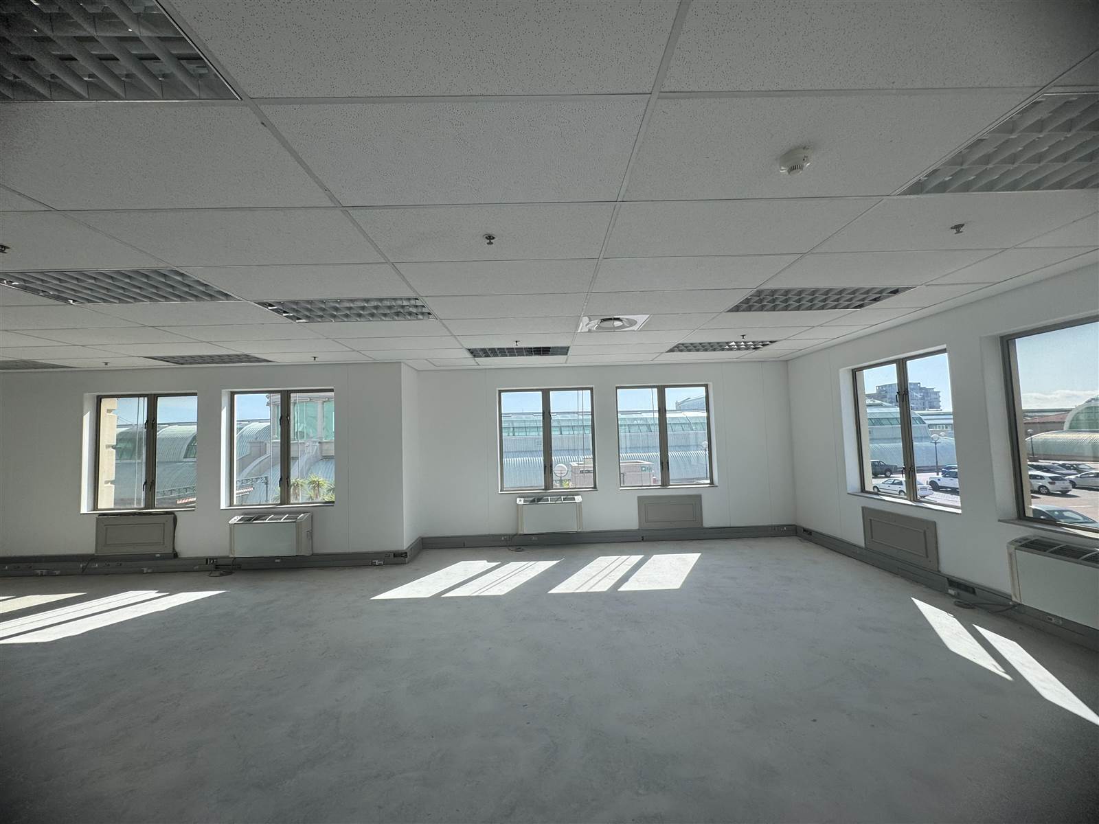 273  m² Commercial space in Century City photo number 8