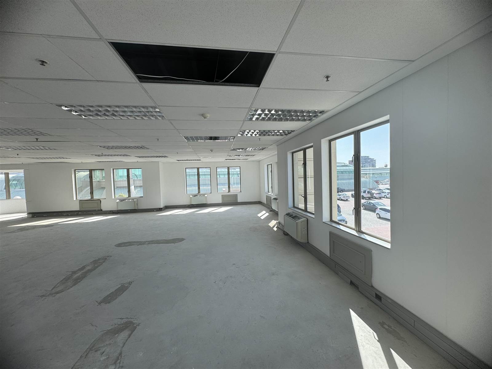 273  m² Commercial space in Century City photo number 6