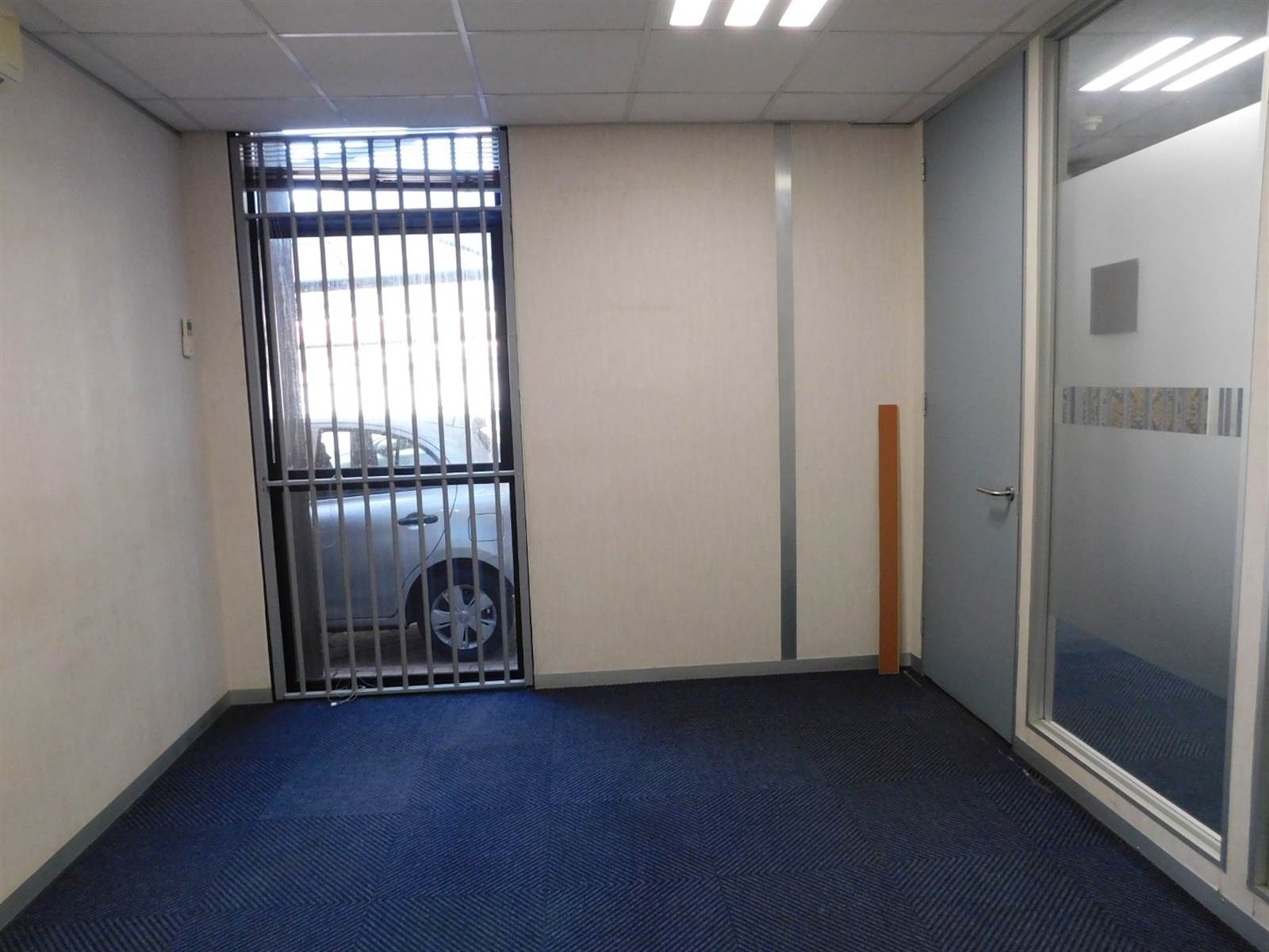 337  m² Office Space in Rosebank photo number 15