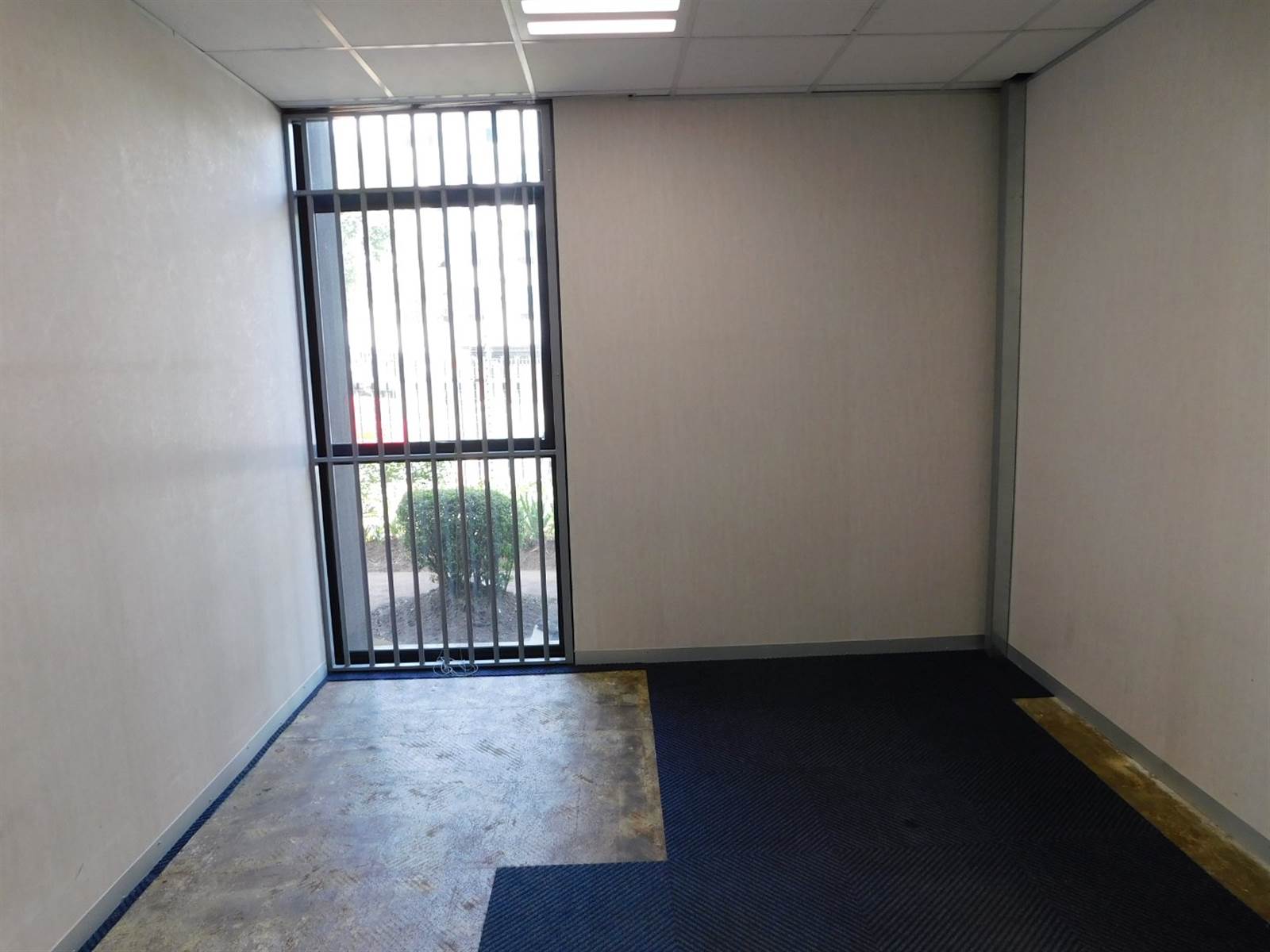 337  m² Office Space in Rosebank photo number 17