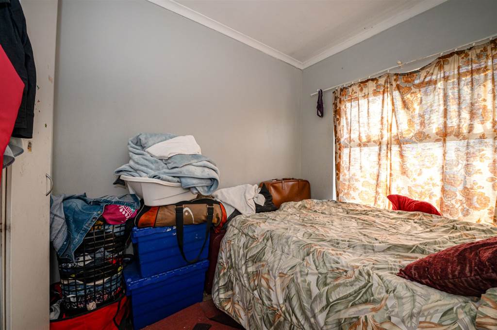 2 Bed Apartment in Cloetesville photo number 6