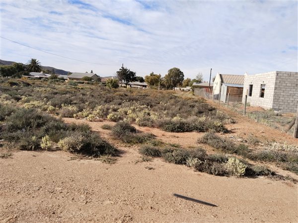 695 m² Land 695 m² Land