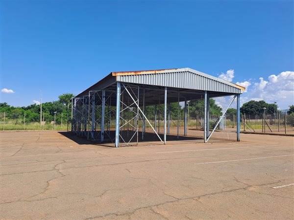 5000  m² Industrial space in Tlhabane photo number 13