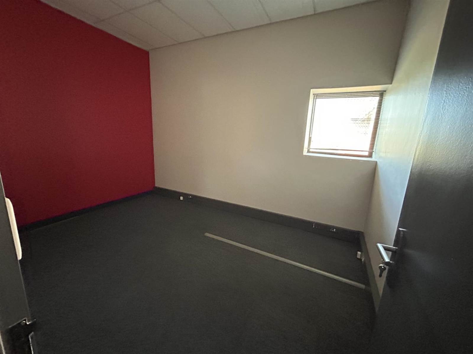 309  m² Office Space in Highveld photo number 4