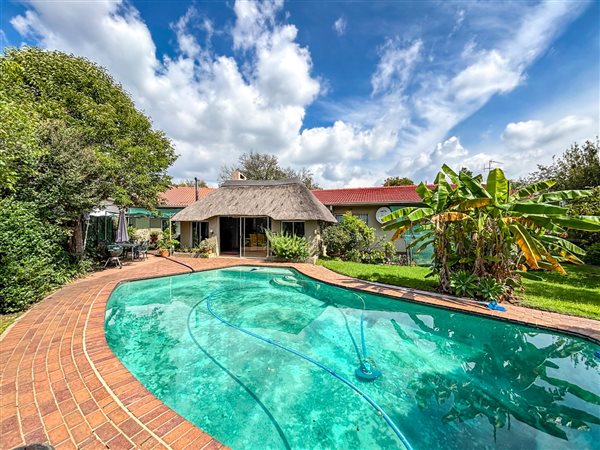 3 Bedroom House 3 Bedroom House
