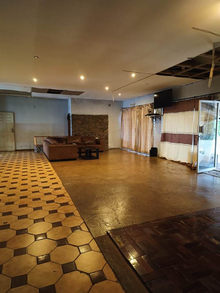 4 Bed House in Mtunzini photo number 4