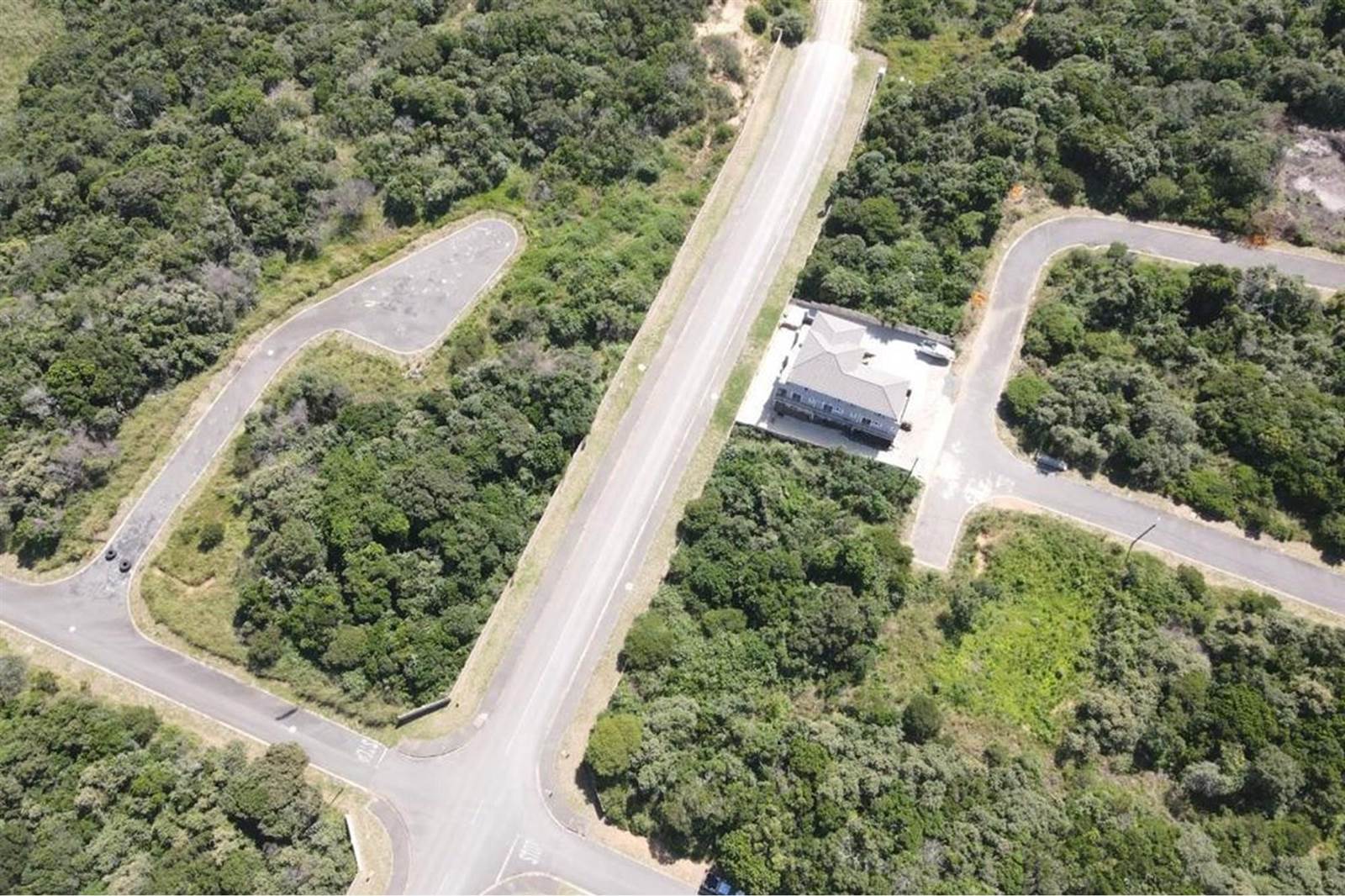 522 m² Land available in Beacon Bay photo number 19