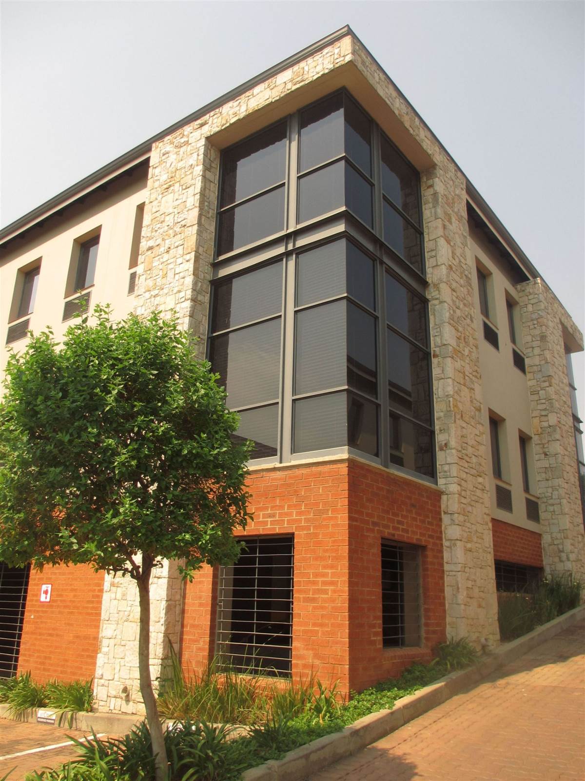 772  m² Commercial space in Fourways photo number 2
