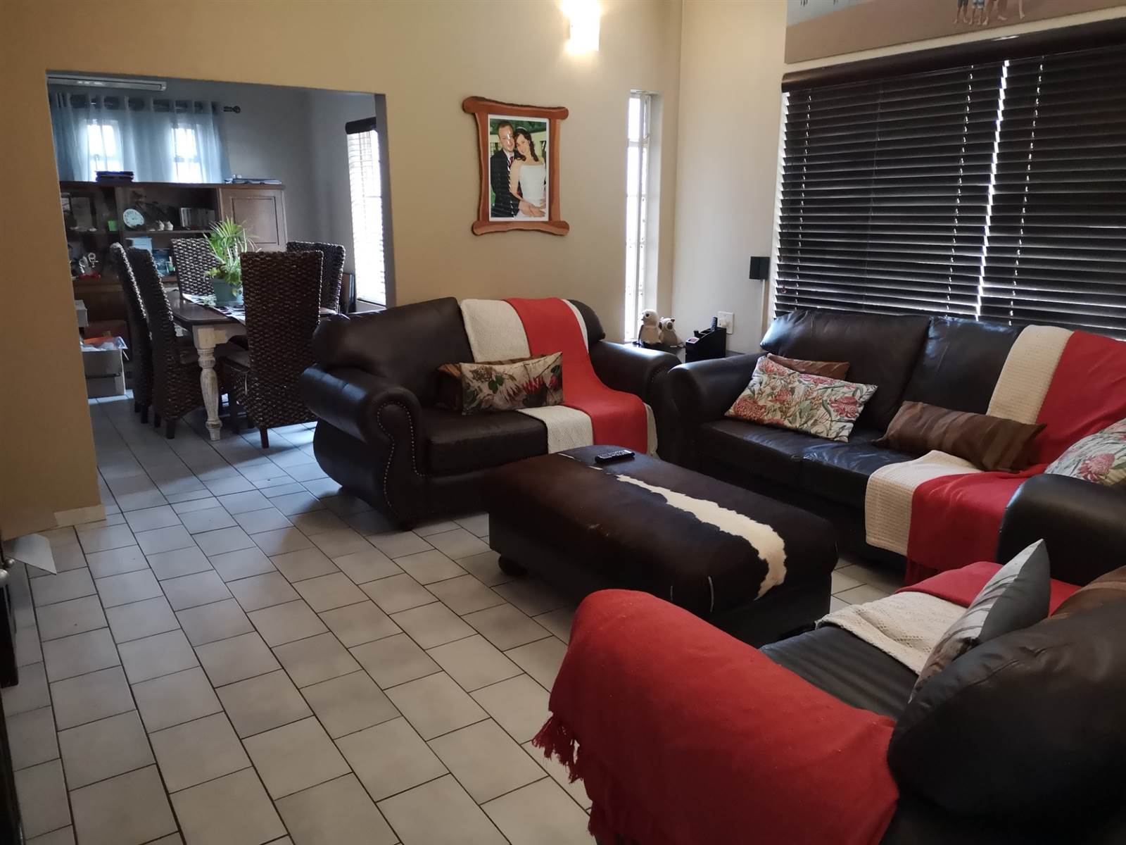 3 Bed House in Garsfontein photo number 8