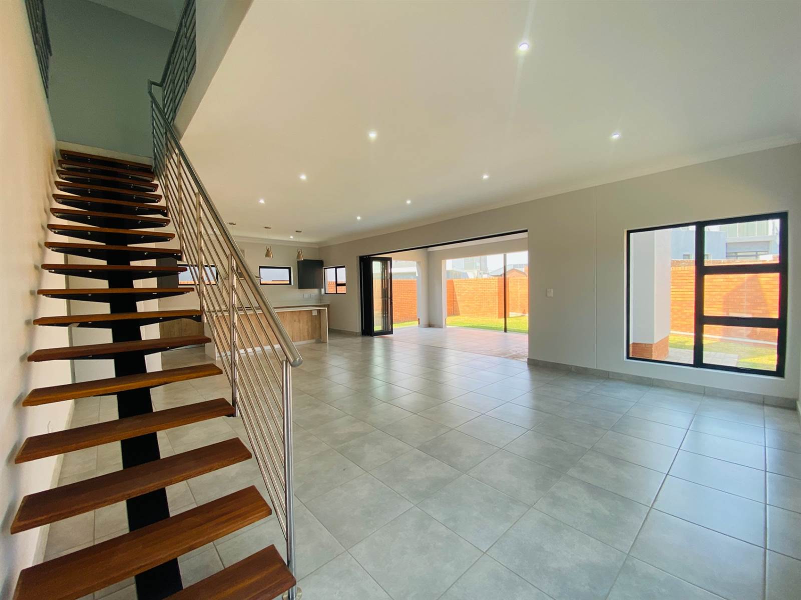 4 Bed Duplex in Six Fountains Estate photo number 5