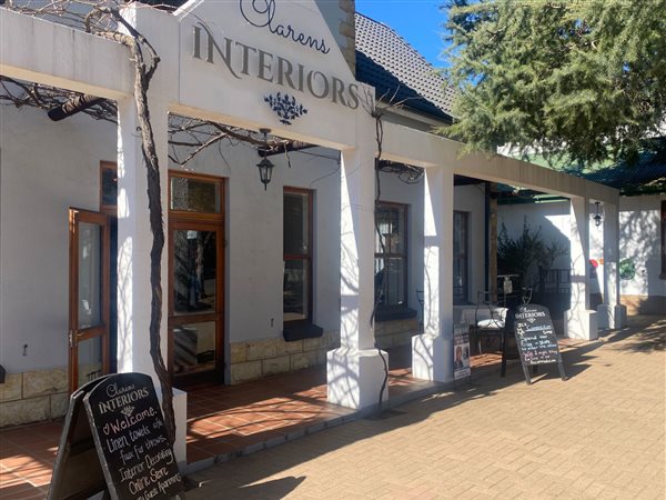 Retail space in Clarens