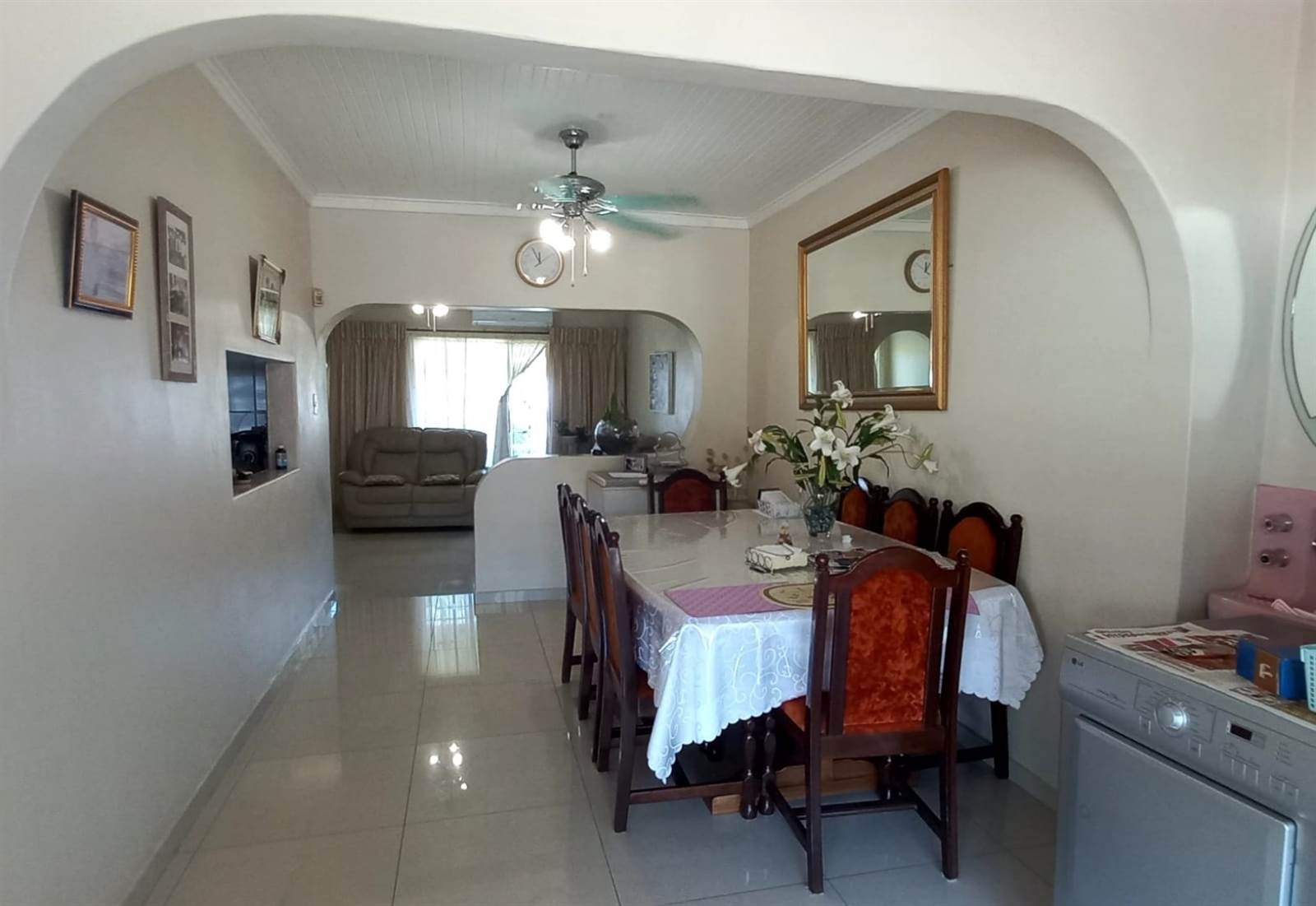 3 Bed House in Isipingo Beach photo number 10