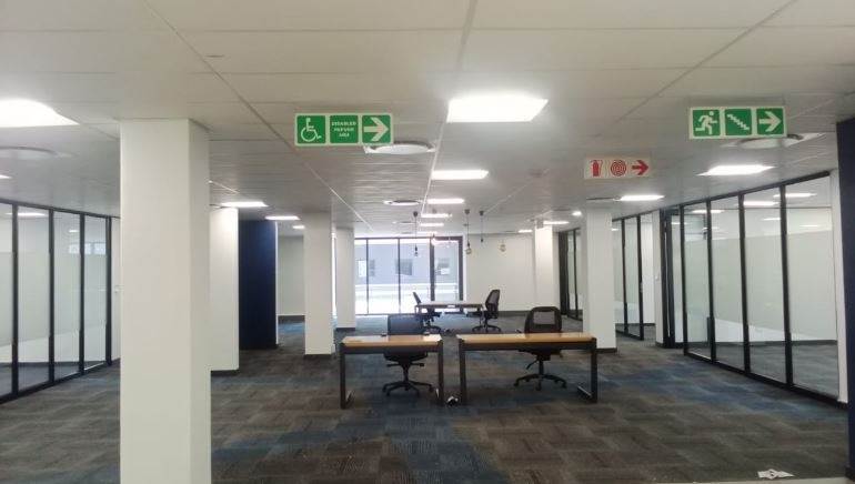 448  m² Commercial space in Parktown photo number 4