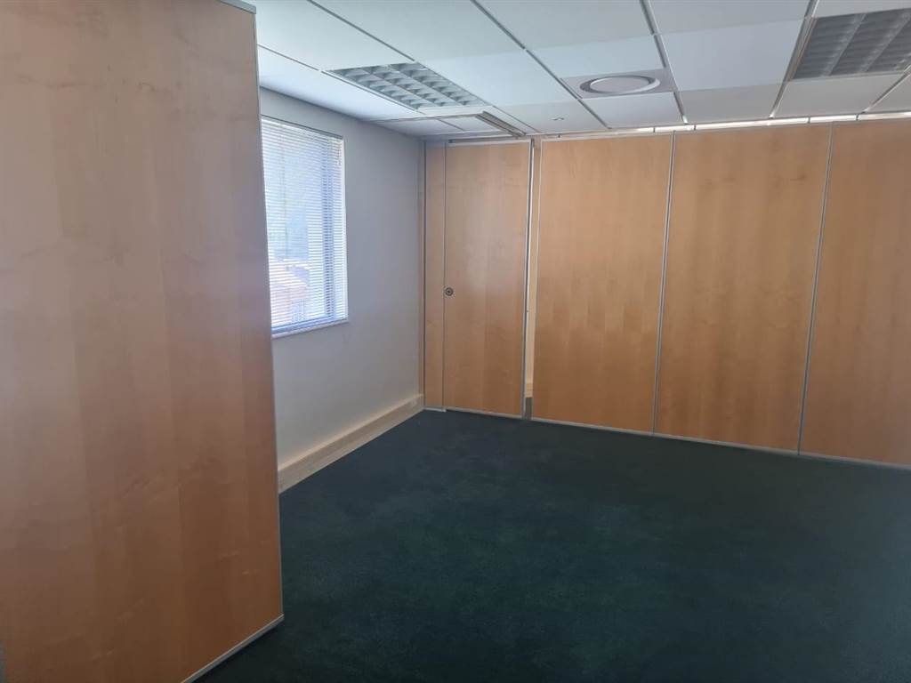 400  m² Commercial space in Northmead photo number 30