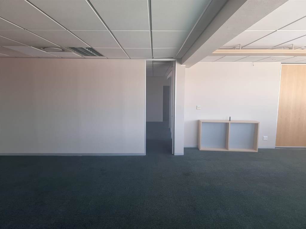 400  m² Commercial space in Northmead photo number 19