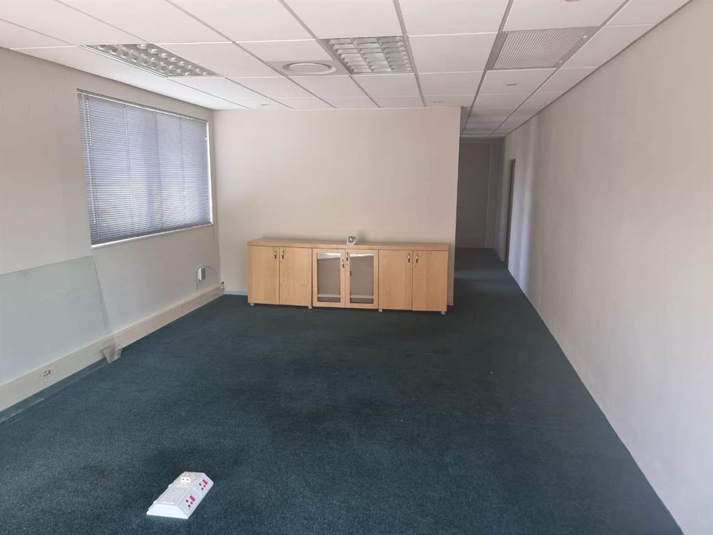 400  m² Commercial space in Northmead photo number 23