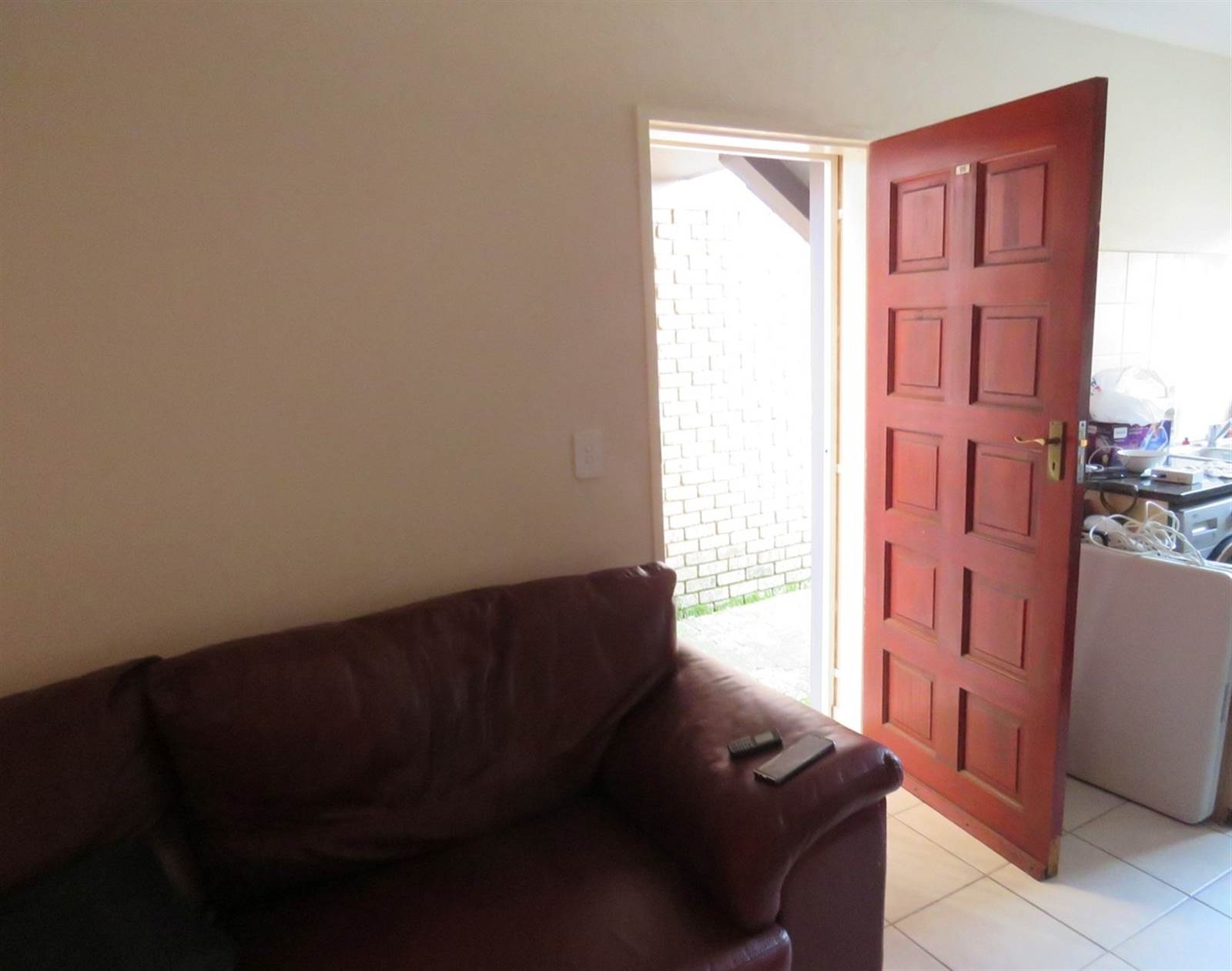 2 Bed Townhouse in Andeon AH photo number 12