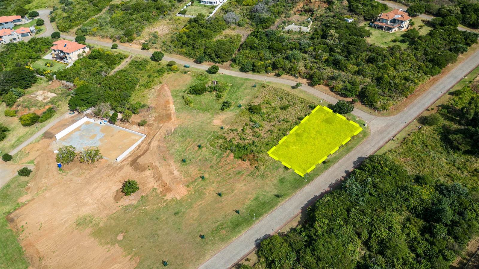 1007 m² Land available in Khamanga Bay photo number 16