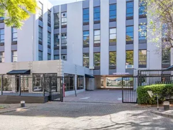 700 m² Office Space 700 m² Office Space
