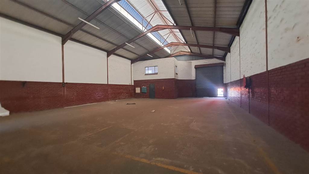 331  m² Industrial space in Silverton photo number 2