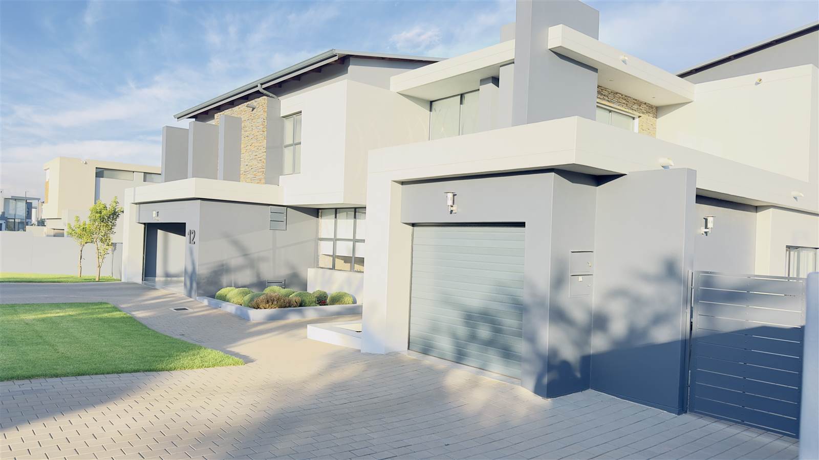 5 Bed House in Midstream Ridge Estate photo number 1