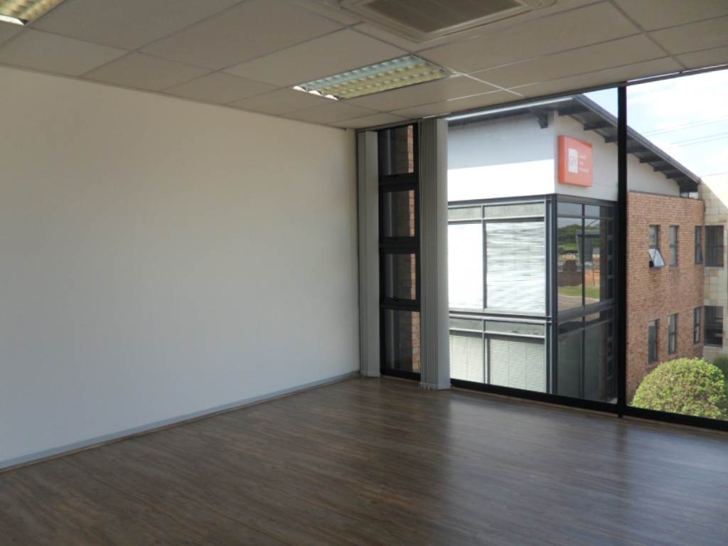 457  m² Commercial space in Paulshof photo number 15