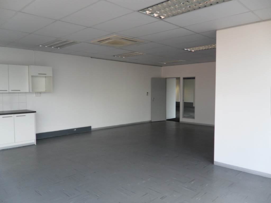 457  m² Commercial space in Paulshof photo number 26