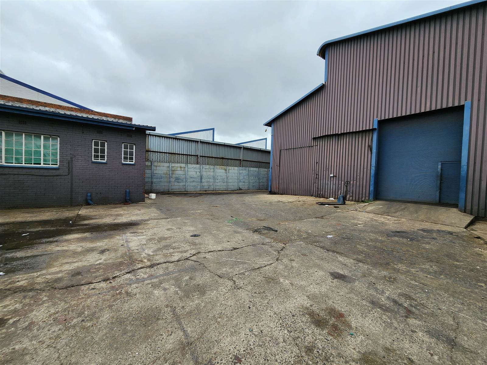 1798  m² Industrial space in Spartan photo number 14