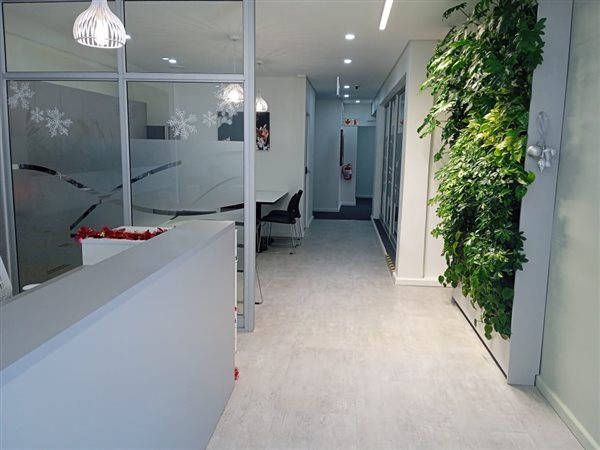 18  m² Commercial space in George Central
