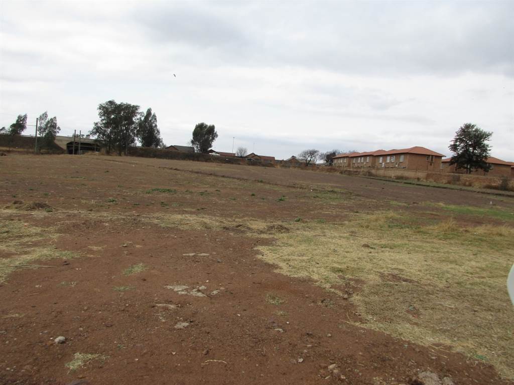 1.2 ha Land available in Middelburg South photo number 4