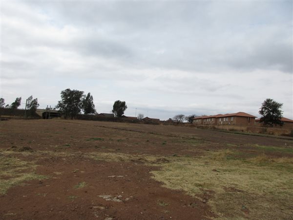 1.2 ha Land available in Middelburg South