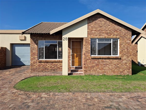 2 Bedroom Townhouse 2 Bedroom Townhouse