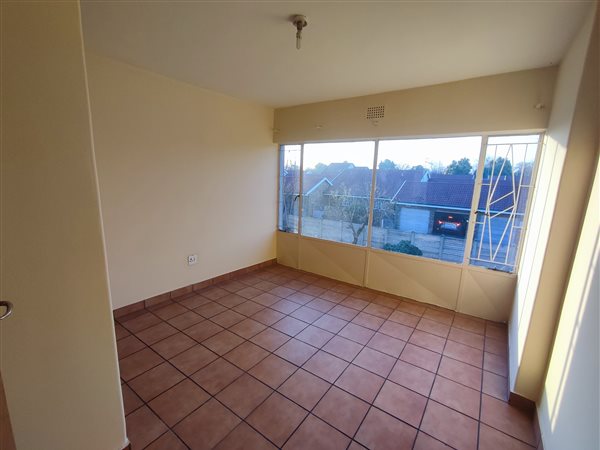 2 Bedroom House 2 Bedroom House
