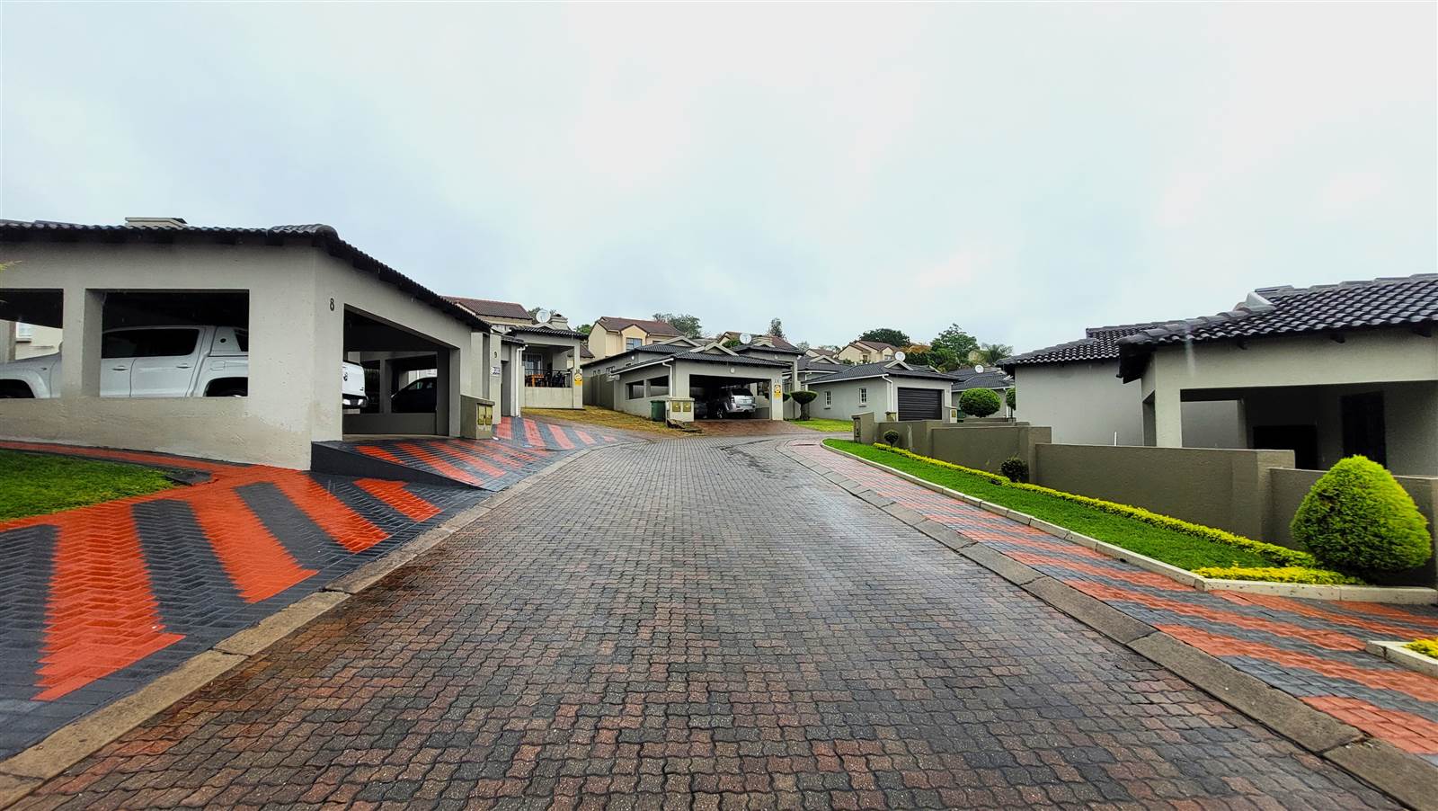 3 Bed Townhouse in Nelspruit photo number 27