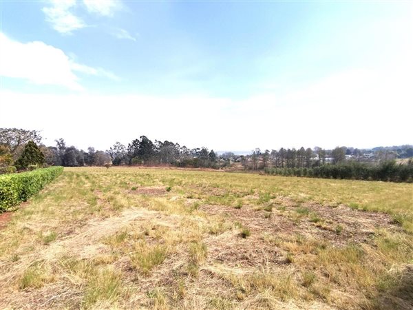 1 535 m² Land