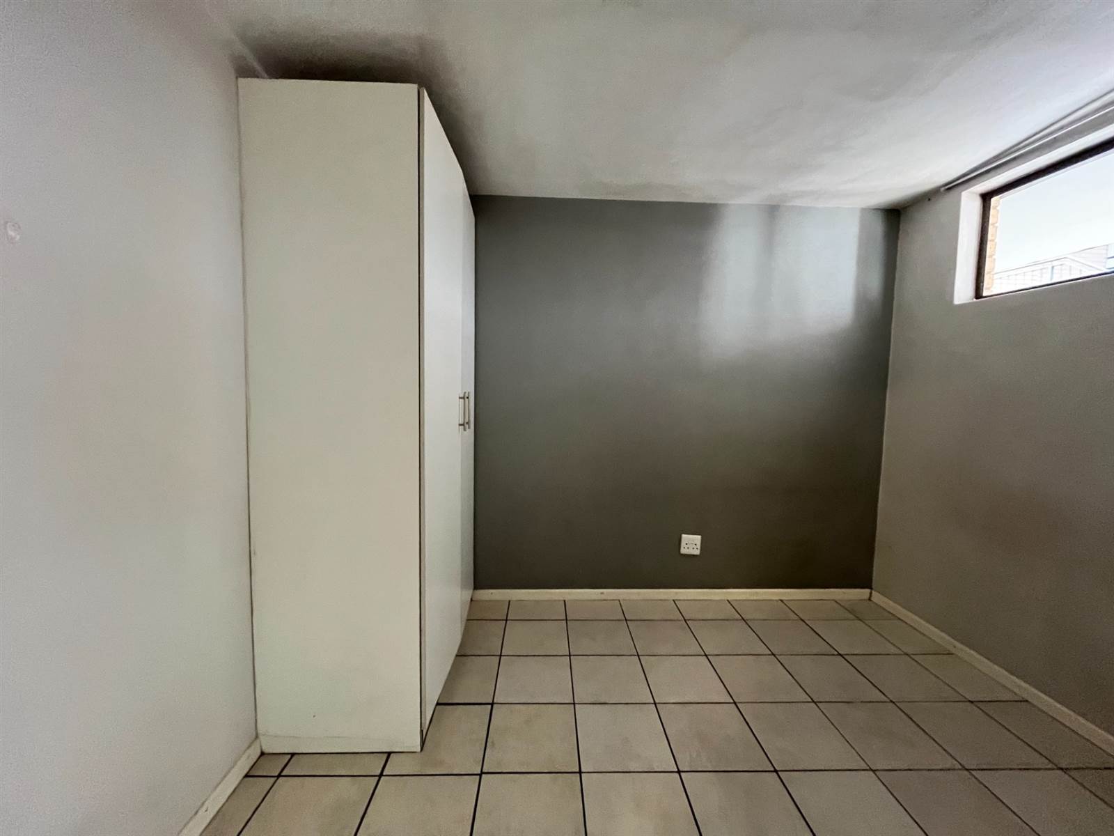 2 Bed Apartment in Benoni Central photo number 8