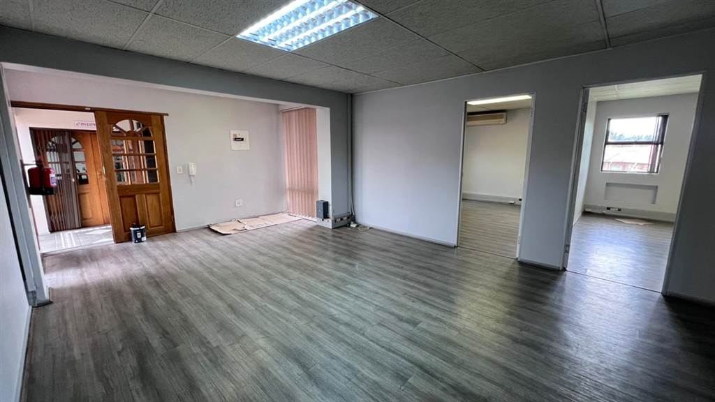 114  m² Commercial space in Allens Nek photo number 14