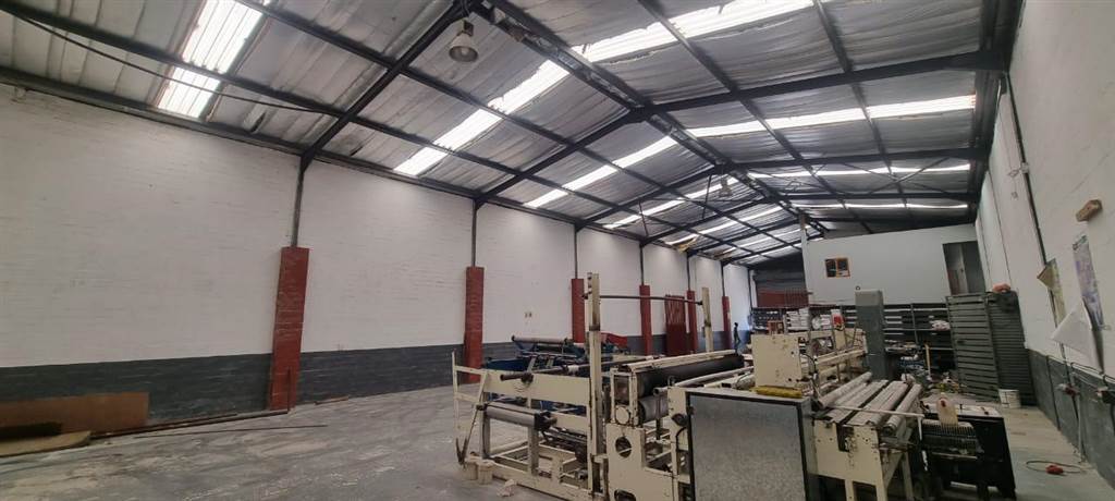 420  m² Industrial space in Mitchells Plain Central photo number 6