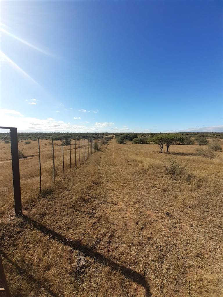 957 ha Land available in Louis Trichardt photo number 27