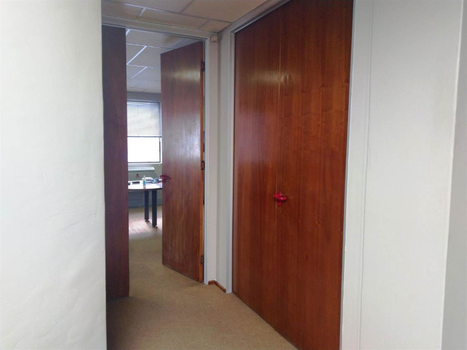 260  m² Commercial space in Woodmead photo number 7