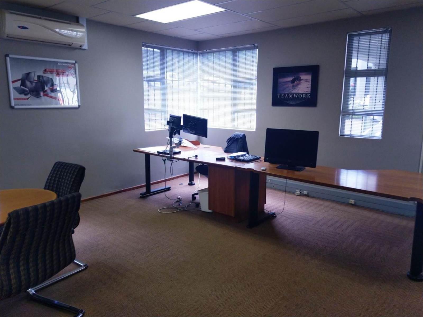 260  m² Commercial space in Woodmead photo number 3
