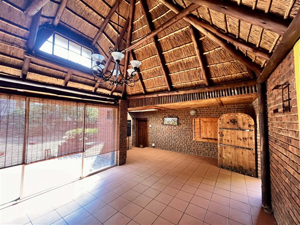 2 Bedroom House 2 Bedroom House