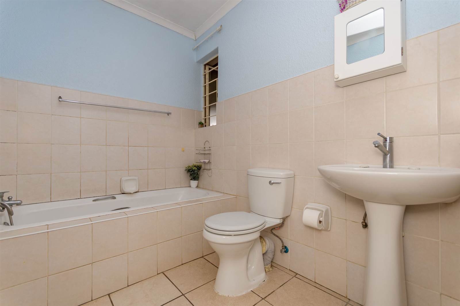 4 Bed House in Terenure photo number 17