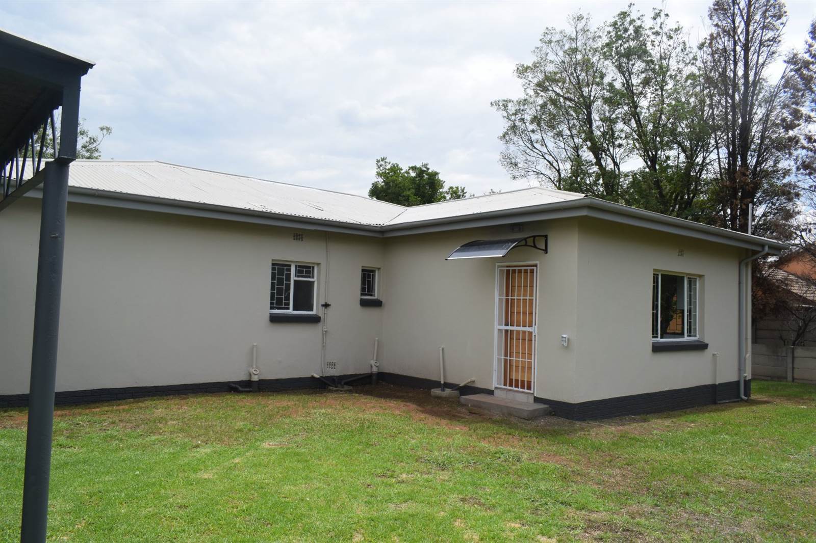 3 Bed House in Rensburg photo number 18
