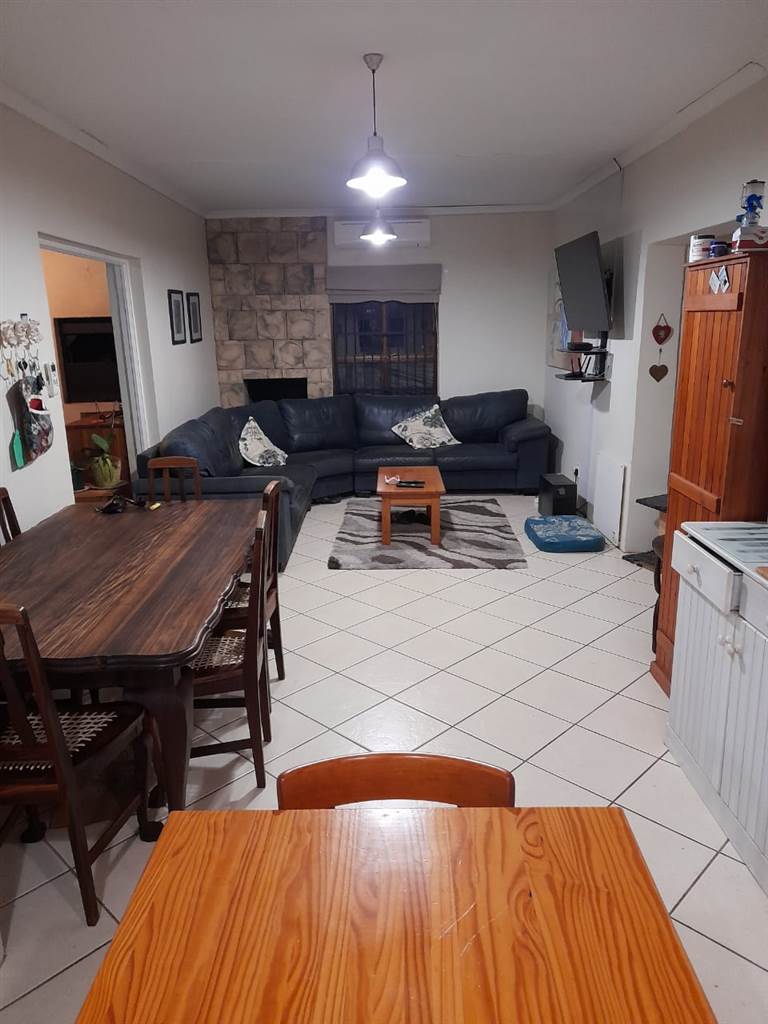 3 Bed House in Tulbagh photo number 14