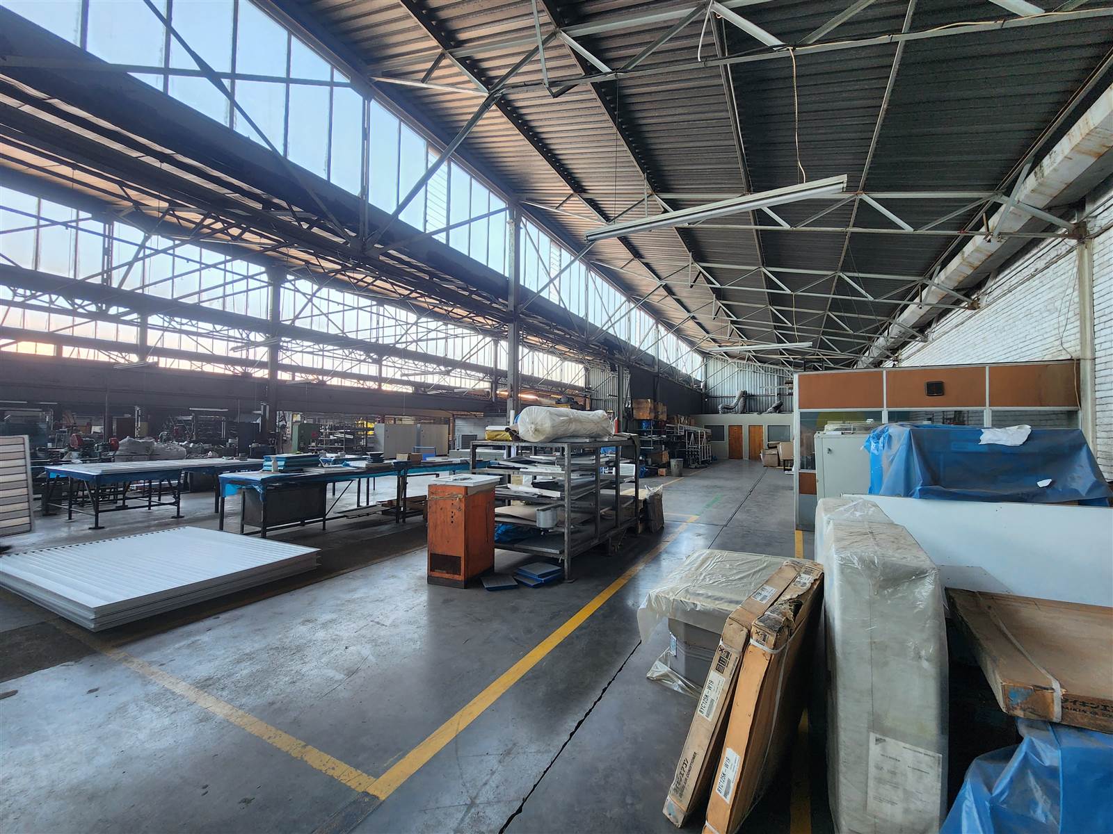 6000  m² Industrial space in Isando photo number 2