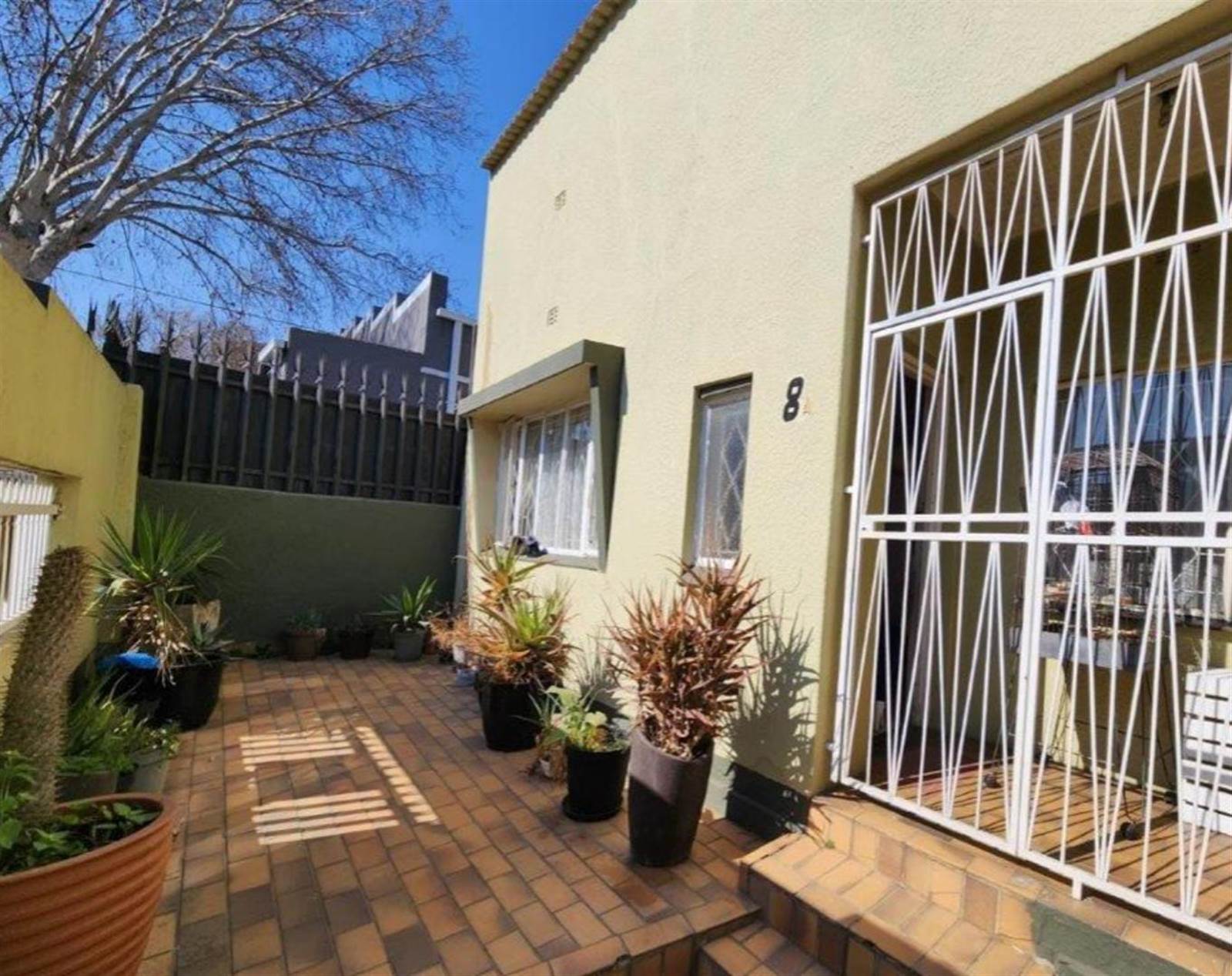 4 Bed House in Turffontein photo number 10
