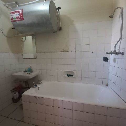 1 Bed Flat in Durban CBD photo number 5